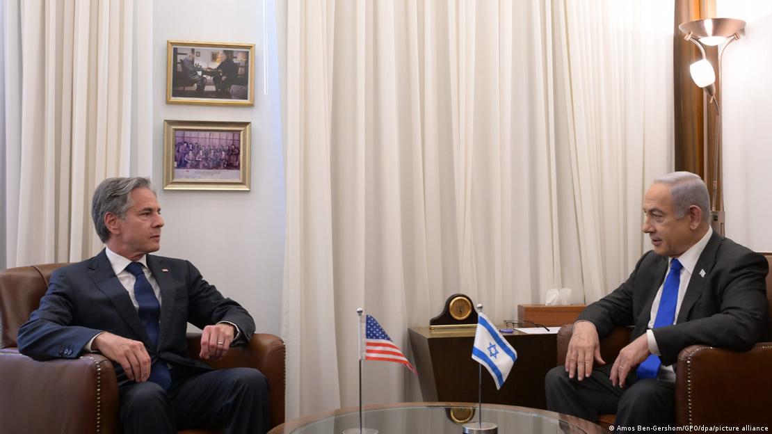 Antony Blinken con Benjamín Netanyahu en Jerusalén.