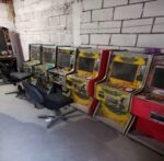 Fiscalía catea casa en La Amistad y asegura droga y maquinas tragamonedas