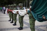 Autoridades civiles y militares conmemoran el 120 aniversario luctuoso de Mariano Escobedo