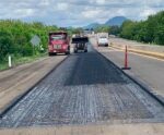 Gobierno de Rocha realiza brigada de bacheo y re encarpetado en la autopista Benito Juárez ‘La Costera’