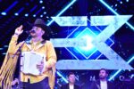 Cientos de familias viven gran Noche Mexicana con Edén Muñoz y otros artistas