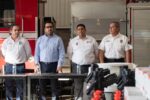 Alcalde Juan de Dios Gámez apoyará la construcción de dos bases de bomberos Alcalde Juan de Dios Gámez apoyará la construcción de dos bases de bomberos