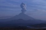 Volcán Popocatépetl registra emisiones con contenido variable de ceniza