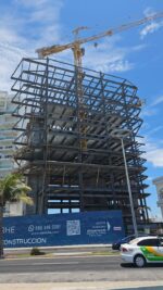 Suspende Gobierno Municipal de Mazatlán obra de torre condominial en Avenida Del Mar