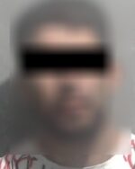 Con una pistola calibre .45, es detenido por policías municipales