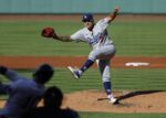 Out! Adiós a Julio Urías de los Dodgers en lo que resta del año