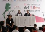 Brindan “Alas de papel” a niños asistentes a la Feria del Libro de Los Mochis