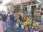 Se elevan las ventas de flores amarillas en el centro de Culiacán