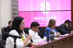 Cabildo aprueba la impresión de nombres de los maestros distinguidos en la labor docente del municipio de Mazatlán en el monumento al maestro