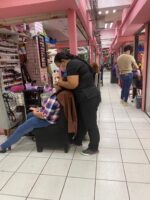 Mamás se ponen bonitas y detonan el negocio de la belleza