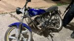 PEP Sinaloa y Semar aseguran a civil que conducía una motocicleta con reporte de robo