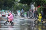 Fuertes lluvias y trombas se esperan este lunes en gran parte del país