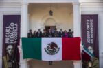 Rocha y autoridades presencian el Desfile Militar, por el 214 Aniversario del inicio de la Independencia de México