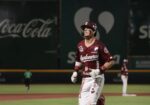 Un conejo de oro llega a tomateros