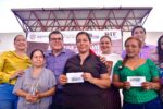 Entregan apoyos económicos del Programa Madres Solteras y Personas Adultas Mayores en Mazatlán