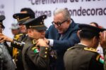 Asiste el gobernador Rocha a ceremonia de ascensos de personal militar