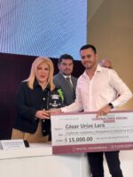 César Urías Lara gana el segundo lugar en el Premio de Contraloría Social con el proyecto: “Vigilancia Ciudadana y Transparencia Legislativa en Sinaloa”