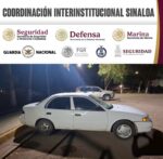 Grupo Interinstitucional detiene a 3 civiles en un vehículo con presunta droga en Culiacán