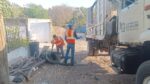 Vecinos de la colonia Uzárraga se suman a la Campaña de Descacharrización para prevenir enfermedades
