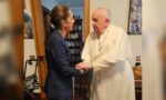 Sheinbaum lamenta muerte del papa Francisco: “Humanista siempre cerca de los humildes”