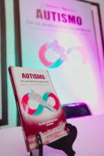 El libro Autismo. De la bruma a la esperanza, editado por DIF Sinaloa, será presentado en Mazatlán