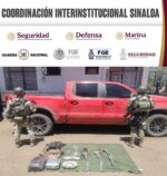 Grupo Interinstitucional asegura camioneta con armas, municiones y equipo táctico en Mazatlán