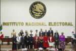 Entrega INE constancias de mayoría a Ministras y Ministros que integrarán la Suprema Corte de Justicia de la Nación