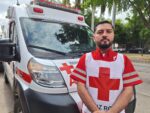 “Ser paramédico es un orgullo, me llena de alegría brindar seguridad a las personas”, son palabras de Óscar Guicho Torres, elemento de Cruz Roja Culiacán