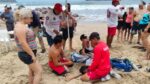 Elementos del Escuadrón de Salvamento Acuático realizan rescate masivo en playa Sábalo 2