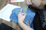 Taller de crochet en el Centro de Justicia para las Mujeres