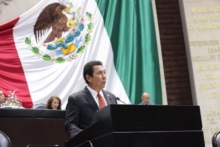 Piden incrementar pena de prisión a quien arroje explosivos o sustancias químicas desde un dron