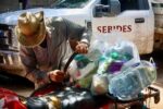 Entregan apoyos esenciales a familias vulnerables en comunidades de Culiacán