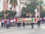 Estudiantes y profesores forman cadena humana desde Catedral en solidaridad con Palestina