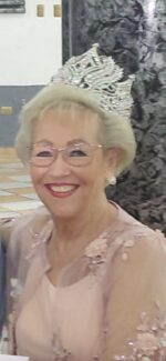 “Me volveré a levantar”, Choko al ser coronada por comerciantes de Culiacán