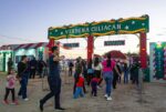 Chicos y grandes disfrutan del mágico show navideño en la Verbena Culiacán 2025