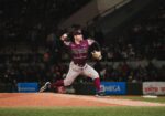 Tomateros impone su jerarquía en Guasave y queda a un paso de la final Tomateros impone su jerarquía en Guasave y queda a un paso de la final