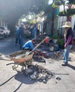 Gobierno de Mazatlán atiende 60 baches en el Centro Histórico