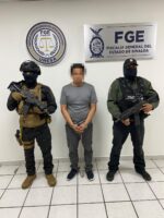 Cumplimenta UNESA y Grupo Zeus tres órdenes de aprehensión contra un probable responsable de robo agravado en Culiacán Cumplimenta UNESA y Grupo Zeus tres órdenes de aprehensión contra un probable responsable de robo agravado en Culiacán