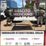 Tras denuncia anónima al 089, el Grupo Interinstitucional detuvo, en Culiacán, a tres civiles y aseguró armas, cargadores, cartuchos y vehículos con reporte de robo Tras denuncia anónima al 089, el Grupo Interinstitucional detuvo, en Culiacán, a tres civiles y aseguró armas, cargadores, cartuchos y vehículos con reporte de robo