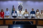 Gobernadora Yeraldine signa convenio con la CMIC nacional Gobernadora Yeraldine signa convenio con la CMIC nacional