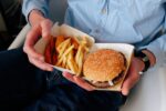 Alimentos ultraprocesados asociados a mayor riesgo de cáncer, diabetes y enfermedades cardivasculares Alimentos ultraprocesados asociados a mayor riesgo de cáncer, diabetes y enfermedades cardivasculares