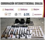 En Escuinapa, el Grupo Interinstitucional asegura 12 armas largas, un aditamento lanzagranadas, cargadores, municiones y equipo táctico; además, es agredido con explosivos En Escuinapa, el Grupo Interinstitucional asegura 12 armas largas, un aditamento lanzagranadas, cargadores, municiones y equipo táctico; además, es agredido con explosivos
