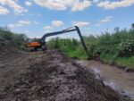 Refuerzan labores preventivas con limpieza y desazolve en arroyos y drenes de Culiacán Refuerzan labores preventivas con limpieza y desazolve en arroyos y drenes de Culiacán