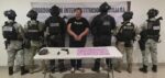 Grupo Interinstitucional detiene a un hombre en Villa Unión; le aseguran arma corta, 20 cartuchos y 200 dosis de presunto cristal Grupo Interinstitucional detiene a un hombre en Villa Unión; le aseguran arma corta, 20 cartuchos y 200 dosis de presunto cristal