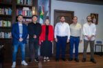 Gobernadora Yeraldine concreta con empresarios chinos, el primer envío de un millón 200 mil toneladas de sorgo sinaloense a China Gobernadora Yeraldine concreta con empresarios chinos, el primer envío de un millón 200 mil toneladas de sorgo sinaloense a China