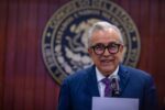 Rocha Moya retoma el cargo de gobernador de Sinaloa tras 112 días de licencia Rocha Moya retoma el cargo de gobernador de Sinaloa tras 112 días de licencia