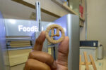 Unos microbios transforman plástico y residuos vegetales en alimentos ricos en proteínas Unos microbios transforman plástico y residuos vegetales en alimentos ricos en proteínas