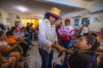 Visita Gobernadora Graciela Domínguez, a familias afectadas por mareas altas en el campo pesquero Las Aguamitas, Navolato Visita Gobernadora Graciela Domínguez, a familias afectadas por mareas altas en el campo pesquero Las Aguamitas, Navolato