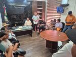 Gestiona Gobierno de Mazatlán apoyo estatal para vendedores de playa afectados por condiciones climáticas Gestiona Gobierno de Mazatlán apoyo estatal para vendedores de playa afectados por condiciones climáticas