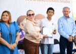 Entrega el Gobierno de Sinaloa, a través de la SEPyC, uniformes, calzado y útiles gratuitos a estudiantes de CONAFE en Villa Juárez Entrega el Gobierno de Sinaloa, a través de la SEPyC, uniformes, calzado y útiles gratuitos a estudiantes de CONAFE en Villa Juárez